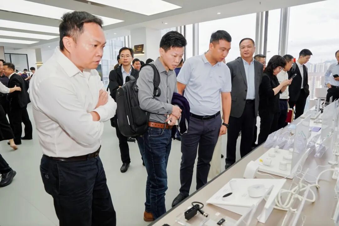 大湾区智能传感新纪元 首个产业孵化器开业，10家先锋企业携500款创新产品亮相